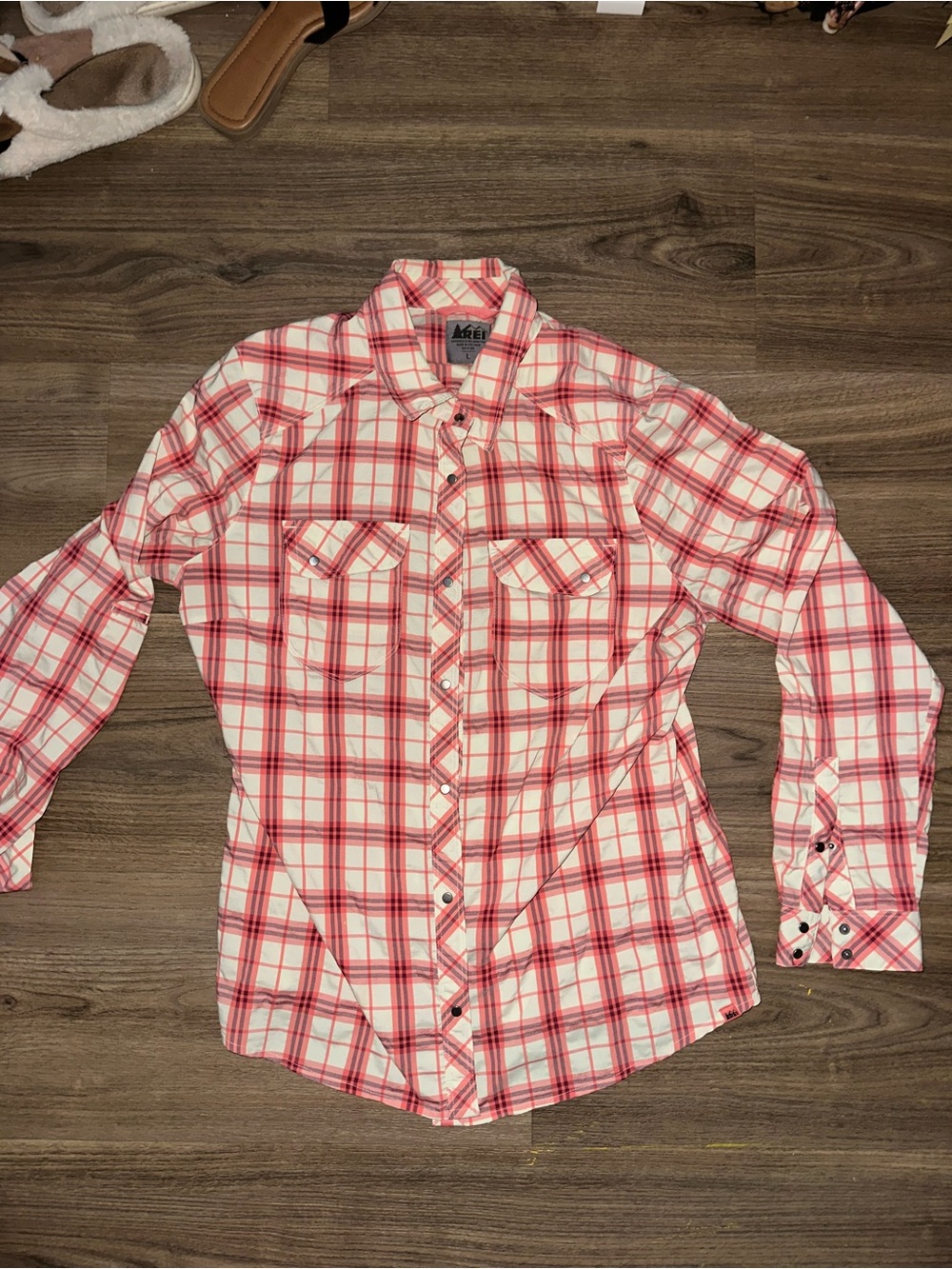 REI Pink & White Plaid Men's Long-Sleeve Button-Down Shirt